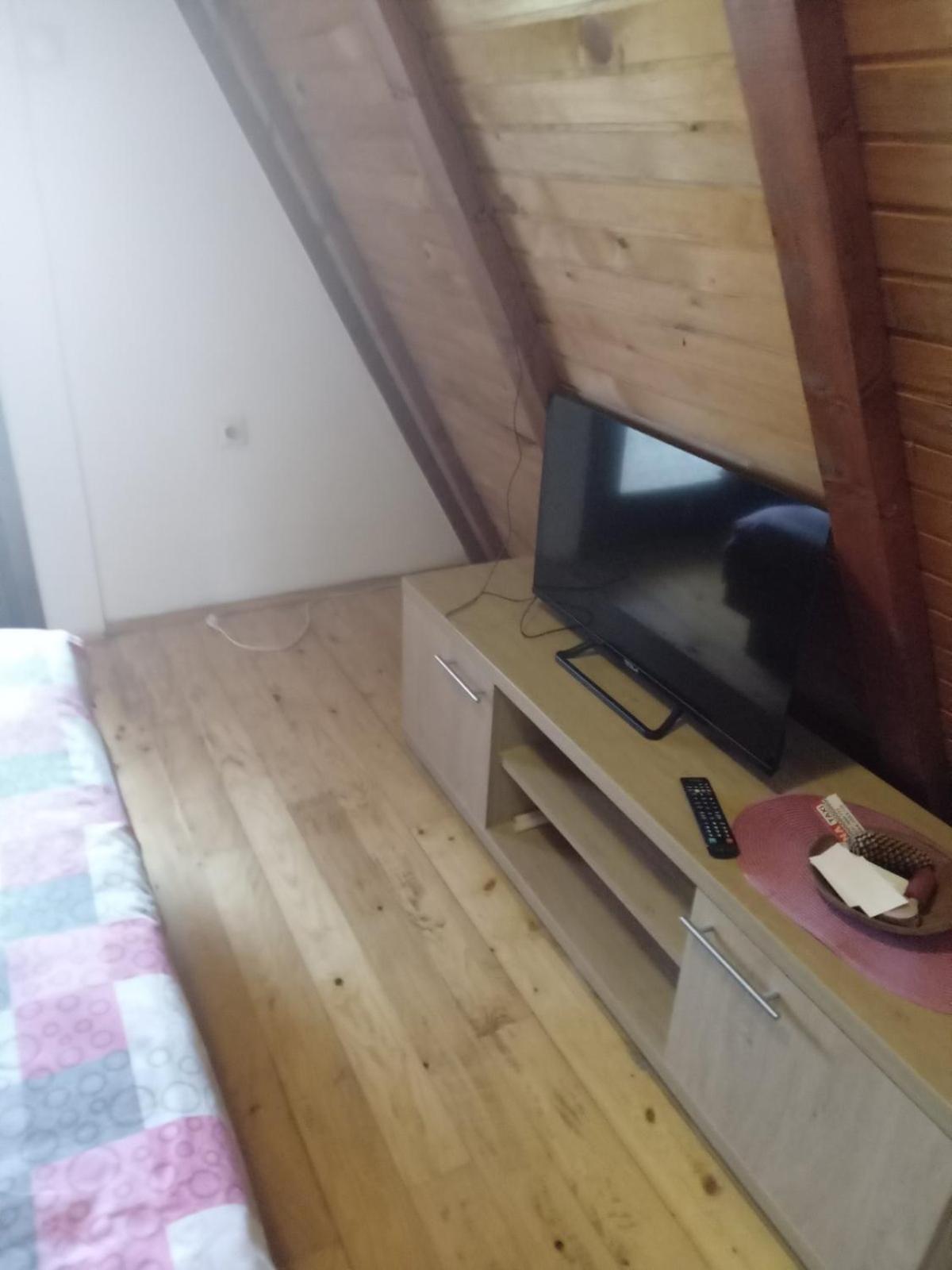 Planinska Kuca Dusan Mitrovac Kültér fotó